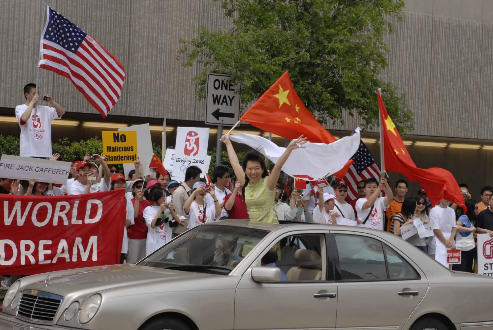 点击看大图 http://www.juexiang.com/editor/Api_Uppic/2013-03/13634601779359.jpg
