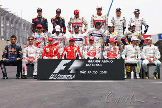 图文-F1巴西大奖赛正赛日08F1年终全家福